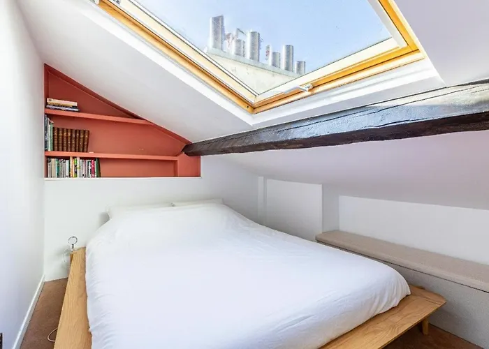 Guestready - Duplex Under The Parisian Rooftops *